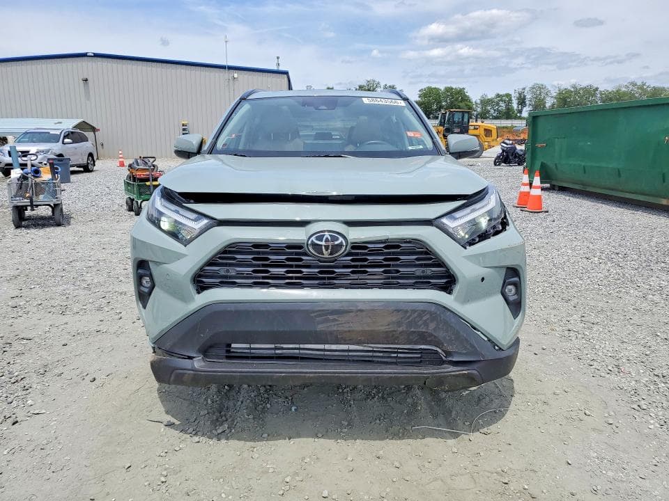 2022 TOYOTA RAV4 XLE PREMIUM 5
