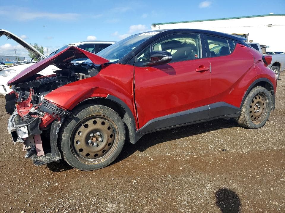 2020 TOYOTA C-HR LE