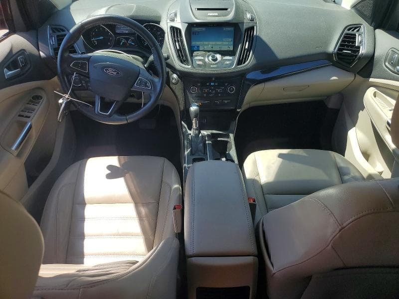 2017 FORD ESCAPE TITANIUM 8