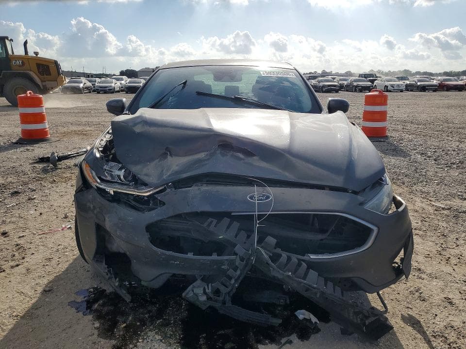 2019 FORD FUSION SE 5