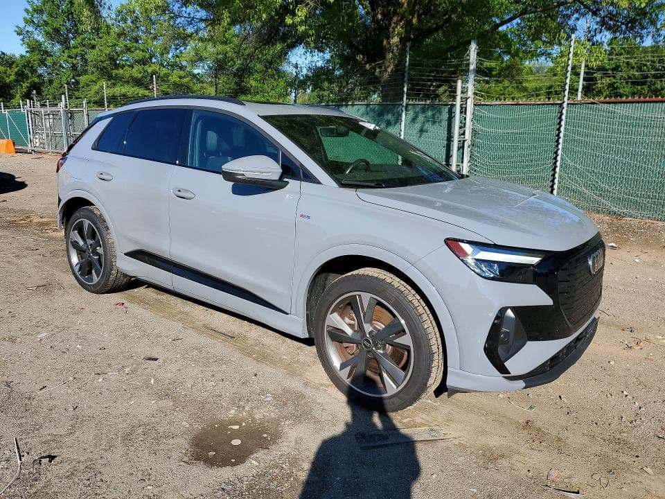 2023 AUDI Q4 E-TRON PREMIUM 4