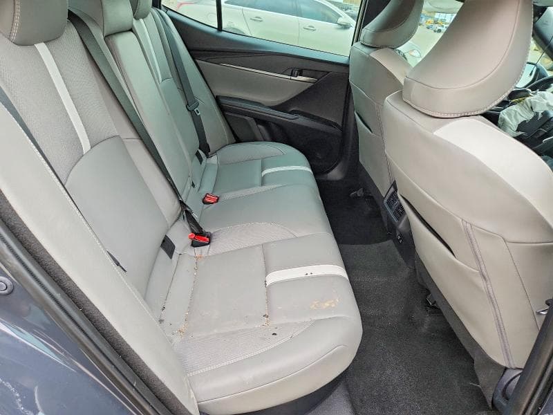2025 TOYOTA CAMRY SE 10