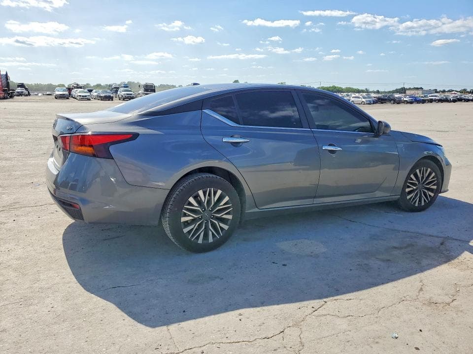 2024 NISSAN ALTIMA SV 3