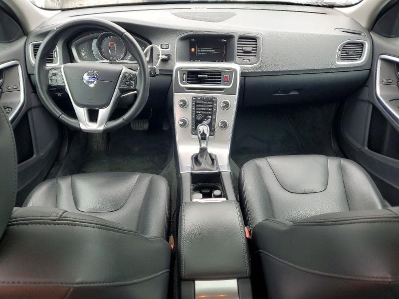 2017 VOLVO S60 PREMIER 8