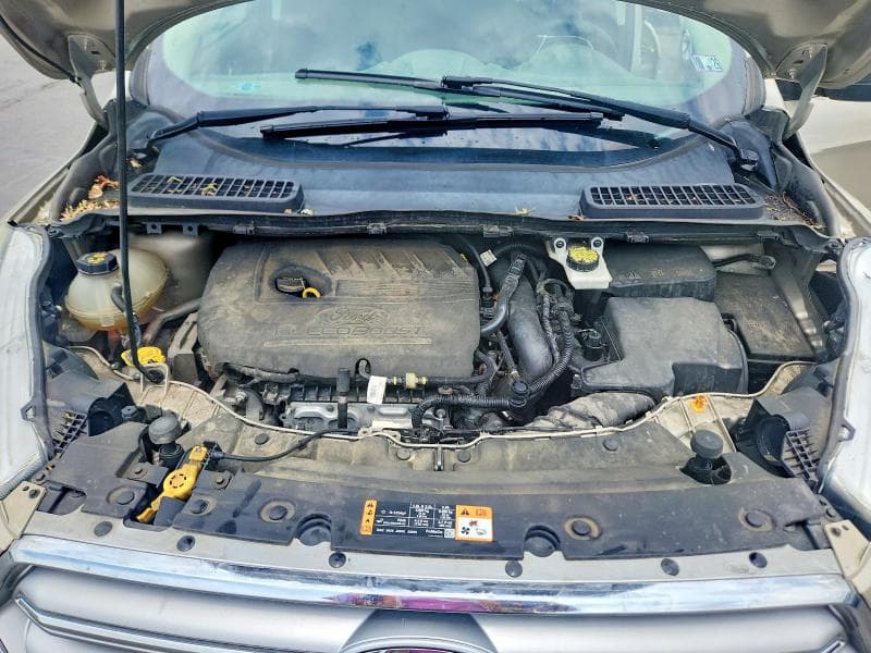 2017 FORD ESCAPE SE 12