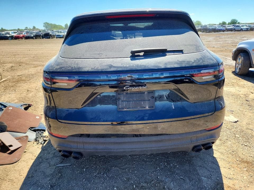 2023 PORSCHE CAYENNE E-HYBRID 6