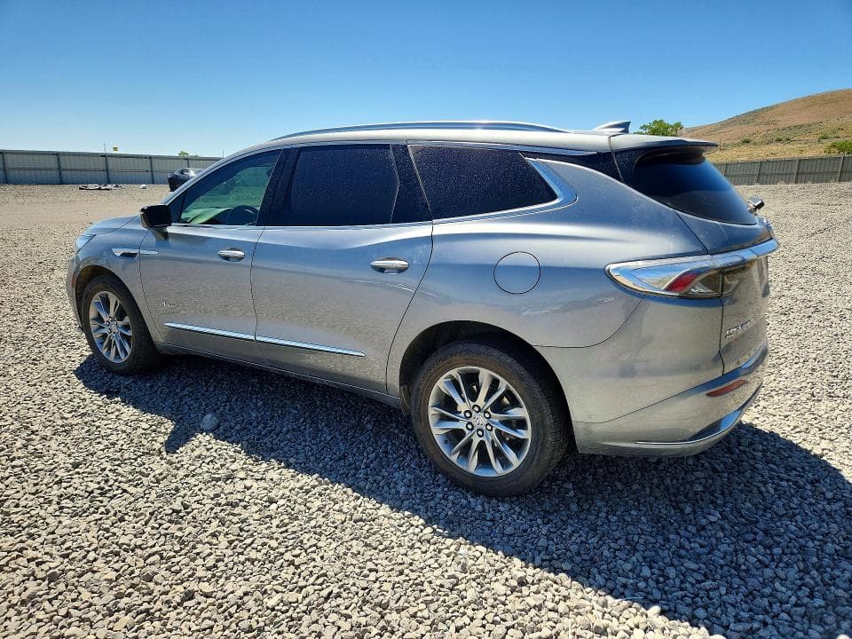 2023 BUICK ENCLAVE AVENIR 2