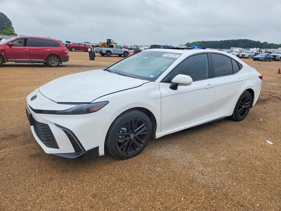 2025 TOYOTA CAMRY SE - 1