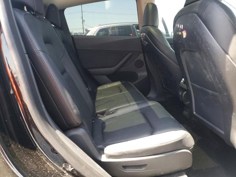 2023 TESLA MODEL Y 10