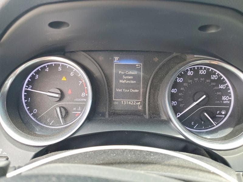2018 TOYOTA CAMRY SE 9