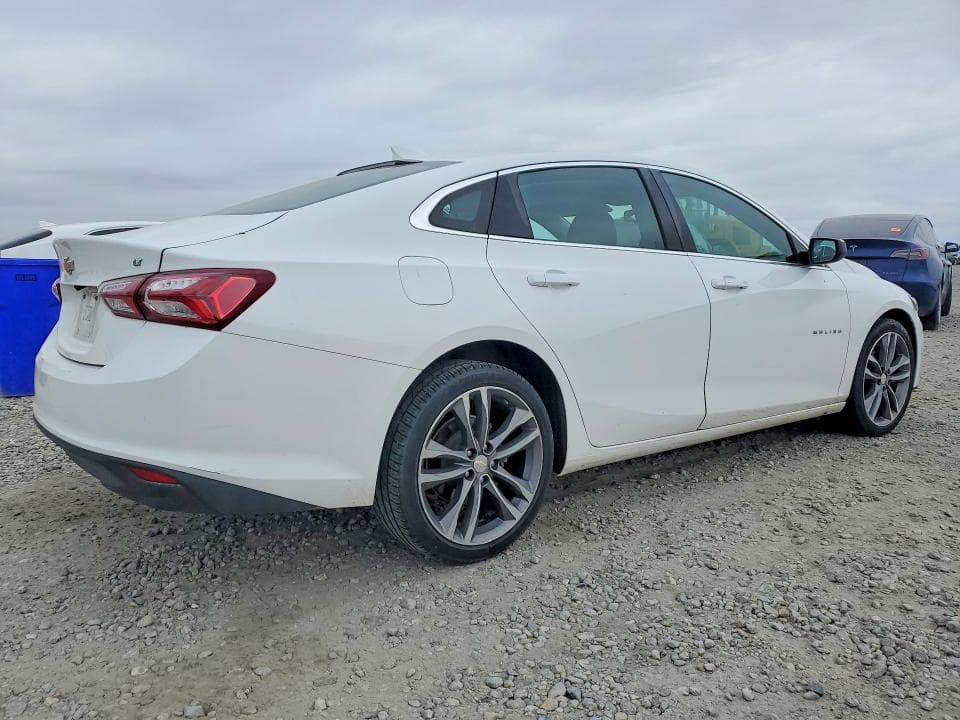 2021 CHEVROLET MALIBU LT 3
