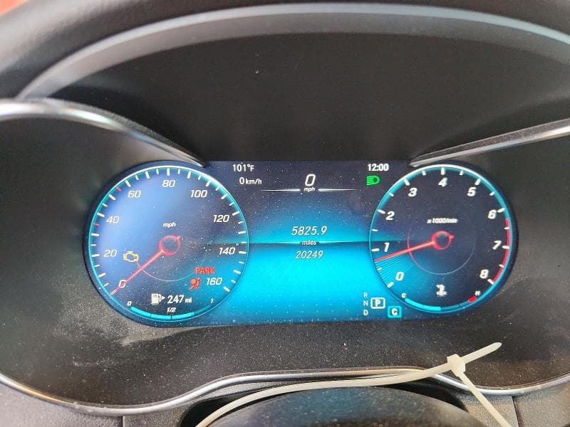 2020 MERCEDES-BENZ GLC 300 9