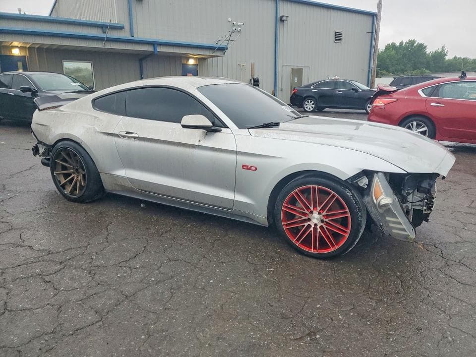 2017 FORD MUSTANG GT 4