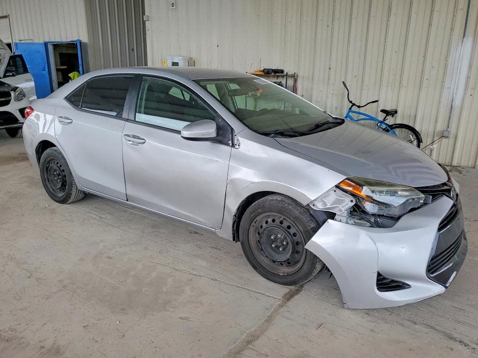 2019 TOYOTA COROLLA LE 4