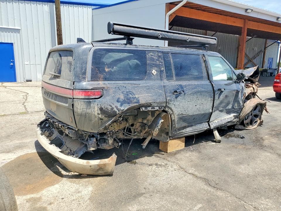 2026 RIVIAN R1S PREMIUM 3
