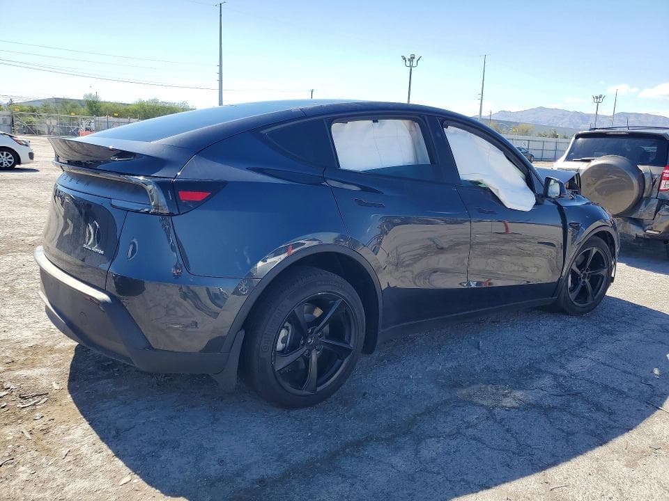 2026 TESLA MODEL Y 3