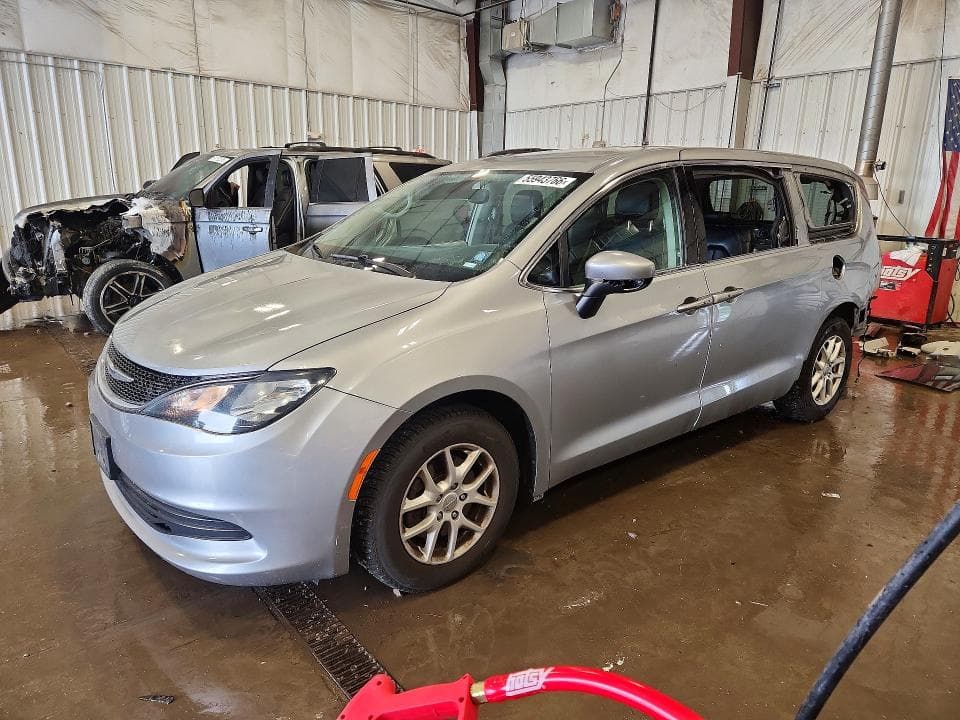 2020 CHRYSLER VOYAGER LXI