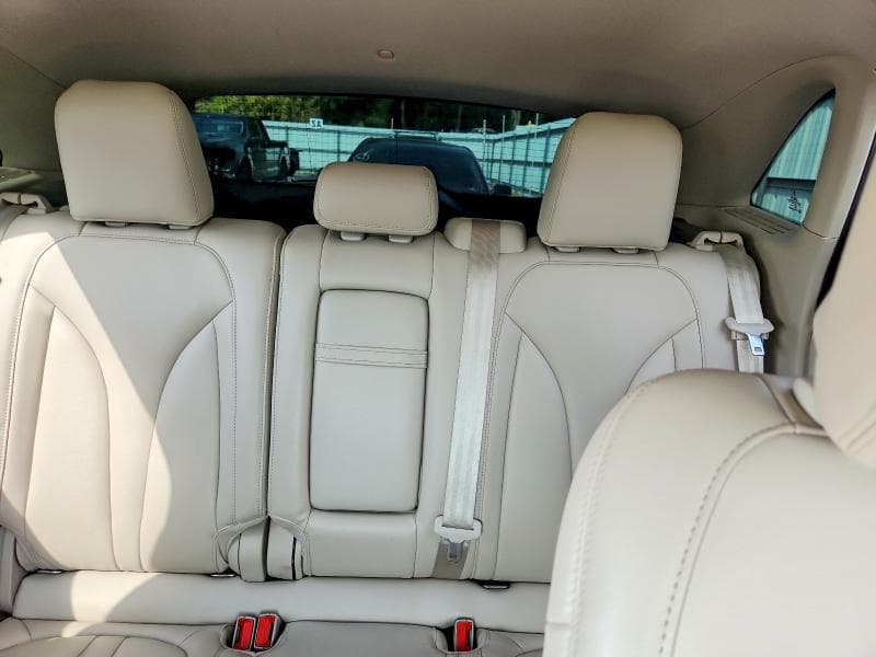 2019 LINCOLN MKC 10