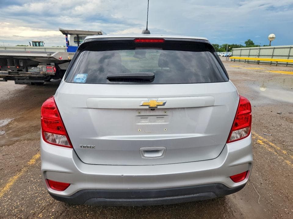 2017 CHEVROLET TRAX LS 6