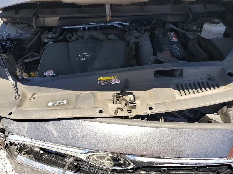 2022 TOYOTA HIGHLANDER LIMITED 11