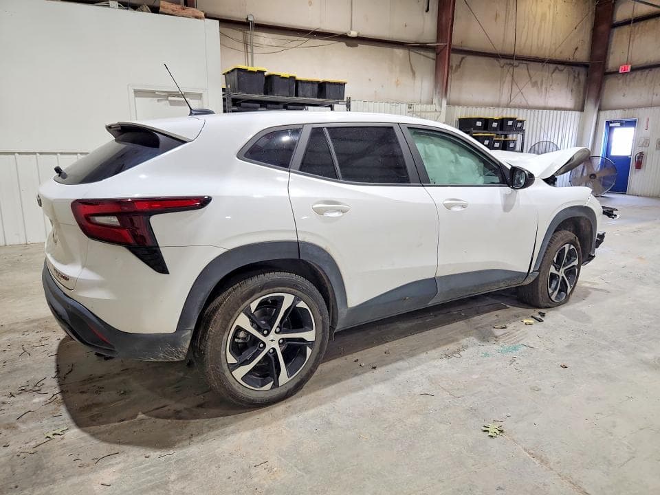 2025 CHEVROLET TRAX 1RS 3