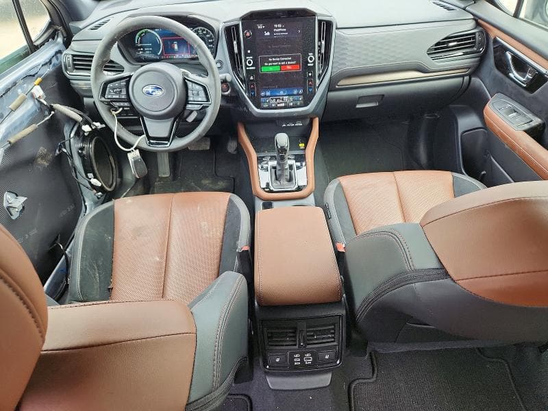 2025 SUBARU FORESTER TOURING 8