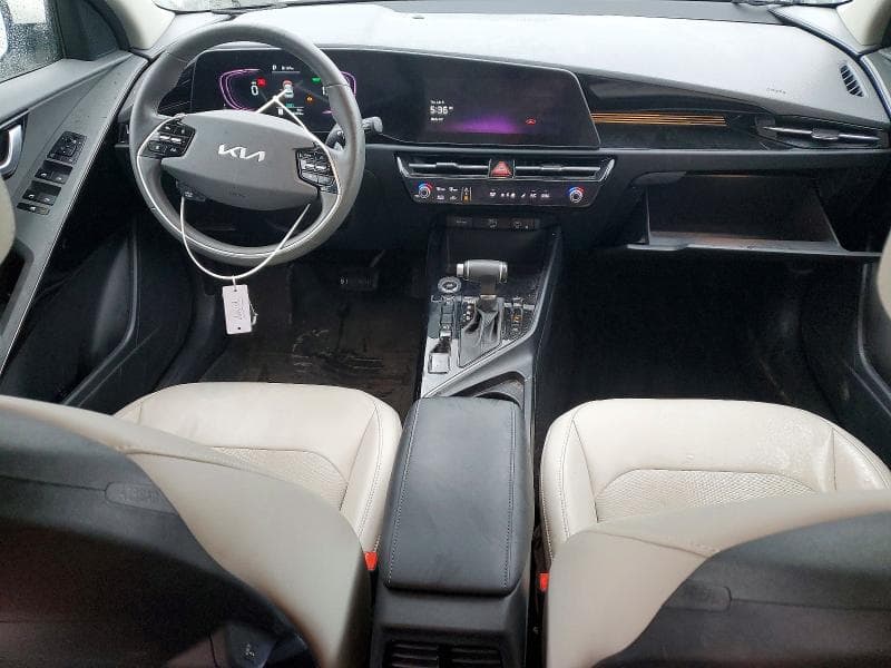 2023 KIA NIRO EX 8