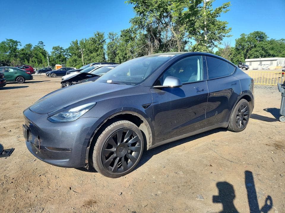 2023 TESLA MODEL Y - 1
