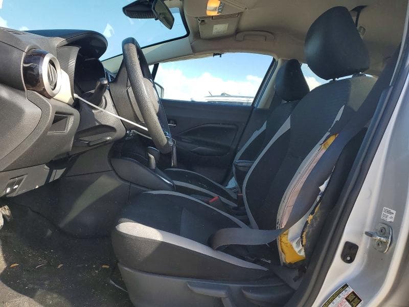 2020 NISSAN VERSA SV 7
