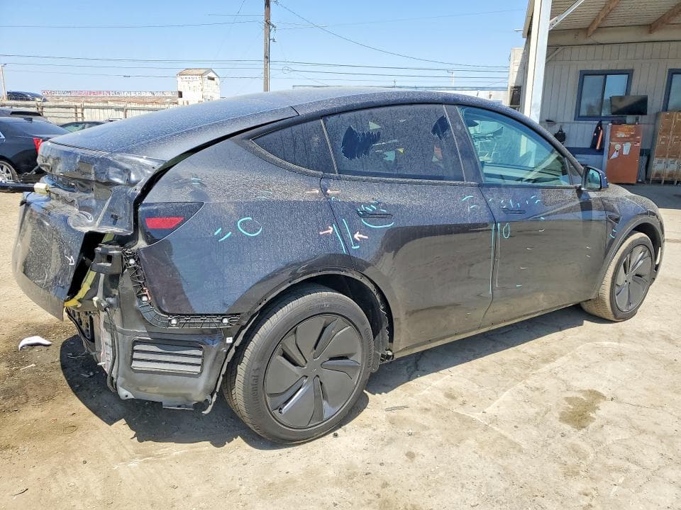2026 TESLA MODEL Y 3