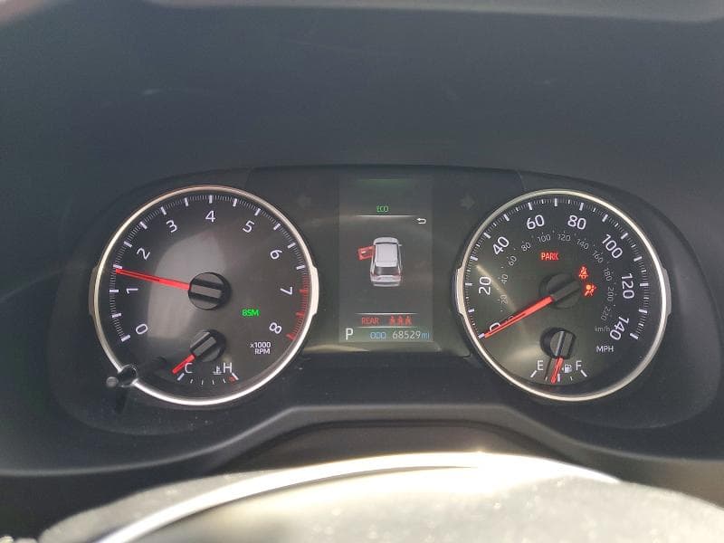 2020 TOYOTA RAV4 XLE PREMIUM 9