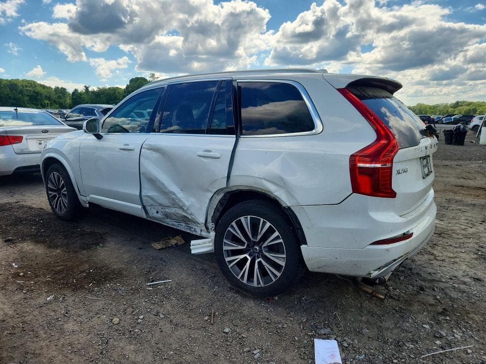 2021 VOLVO XC90 T5 MOMENTUM 2