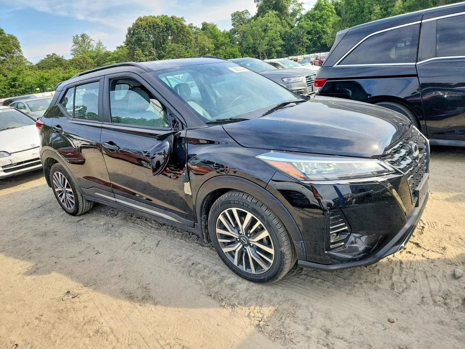 2024 NISSAN KICKS SR 4