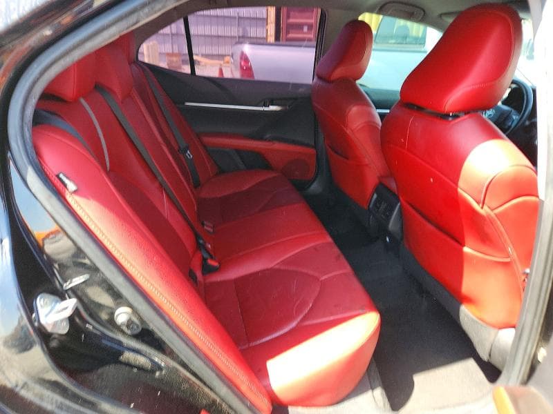 2021 TOYOTA CAMRY XSE 10
