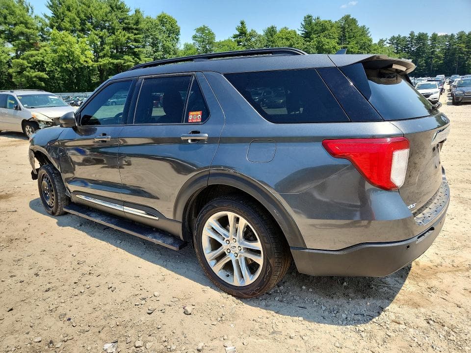 2020 FORD EXPLORER XLT 2