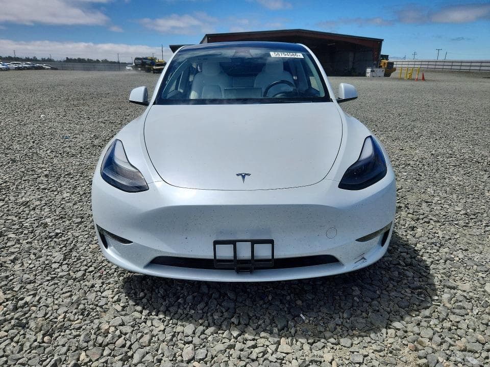 2023 TESLA MODEL Y 5