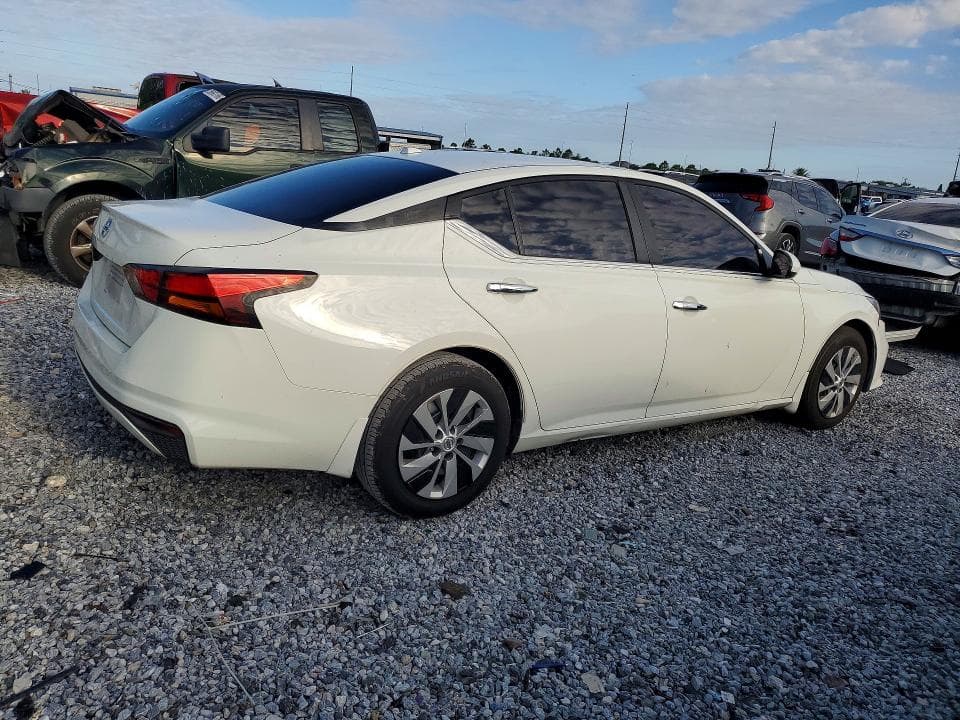2020 NISSAN ALTIMA S 3