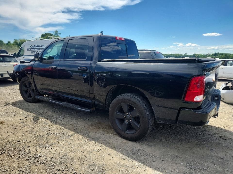 2018 RAM 1500 SLT 2