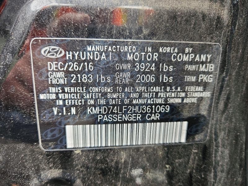 2017 HYUNDAI ELANTRA SE 12