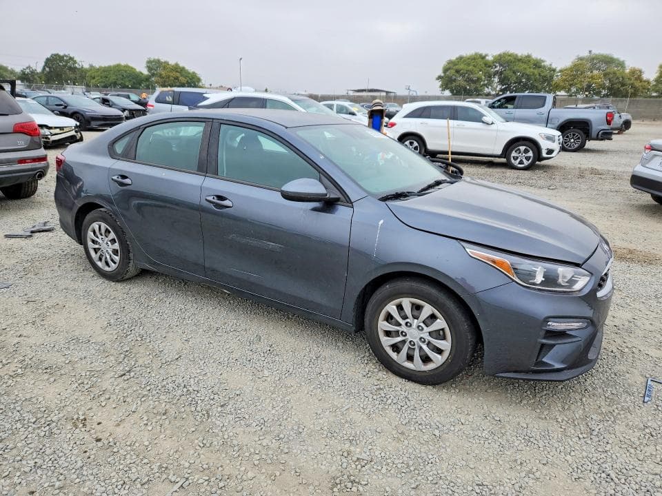 2021 KIA FORTE FE 4