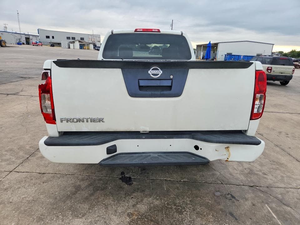 2020 NISSAN FRONTIER S 6