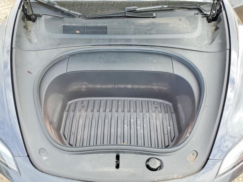 2024 TESLA MODEL 3 11