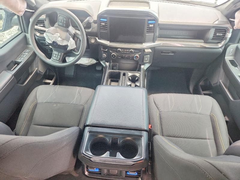 2025 FORD F150 STX 8