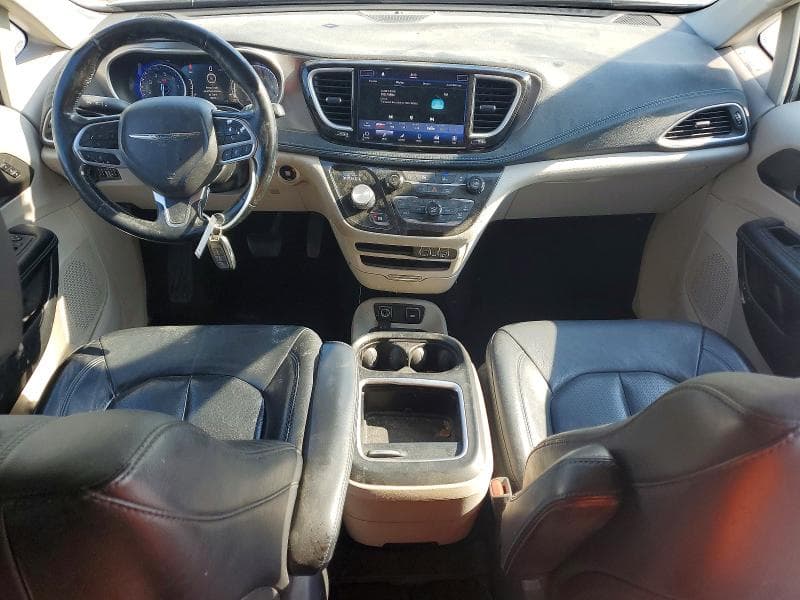 2021 CHRYSLER PACIFICA TOURING L 8