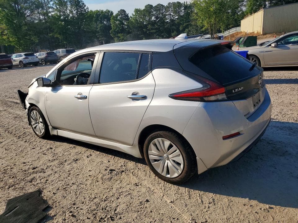 2022 NISSAN LEAF S 2