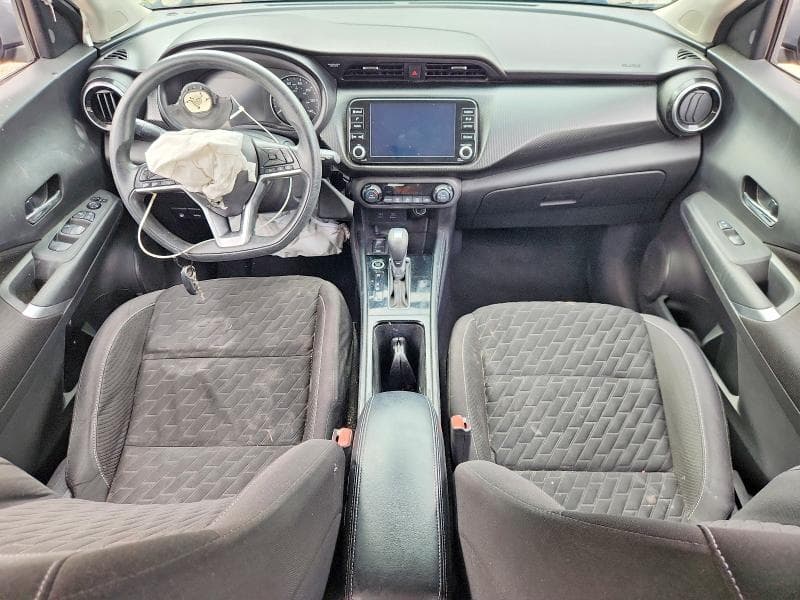 2021 NISSAN KICKS SV 8