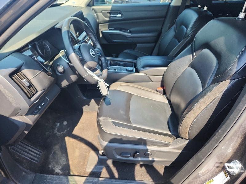 2023 NISSAN PATHFINDER SL 7