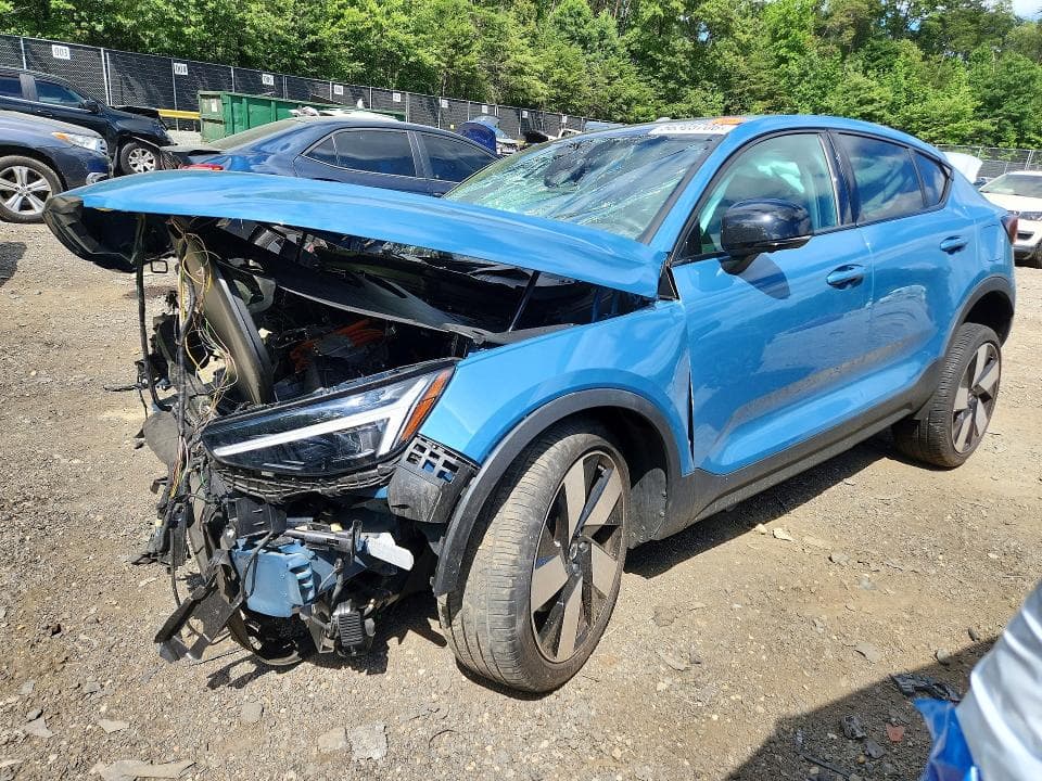2023 VOLVO C40 RECHARGE ULTIMATE