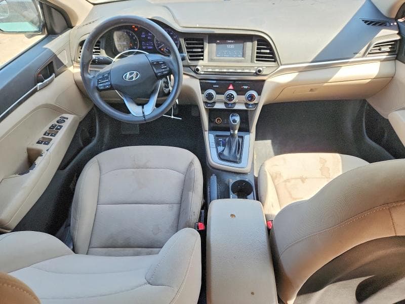 2019 HYUNDAI ELANTRA SE 8