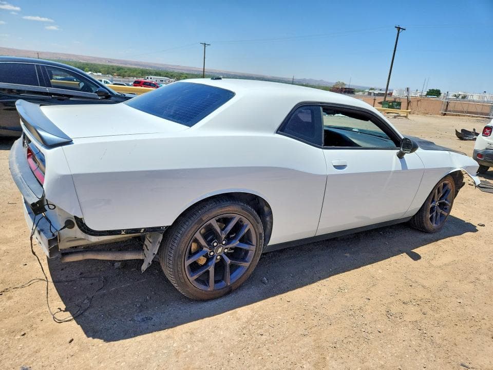 2019 DODGE CHALLENGER SXT 3